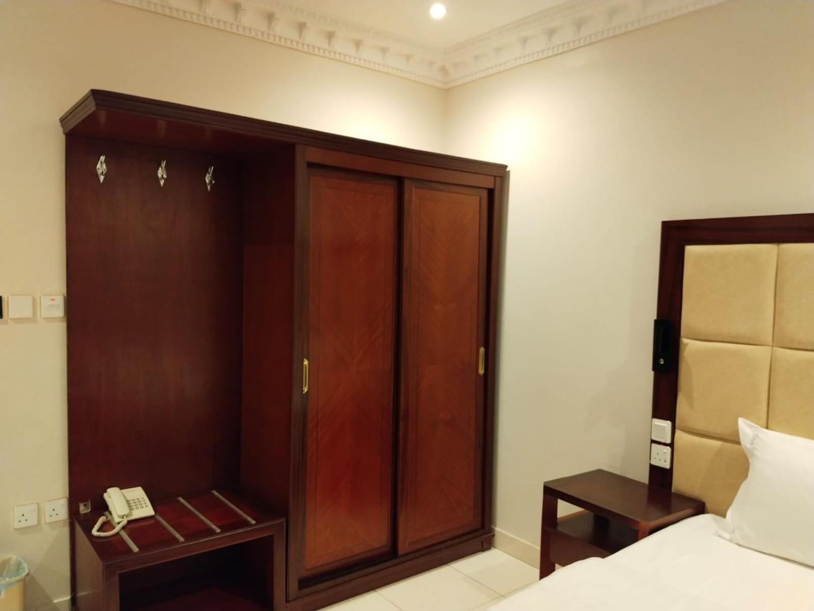 شقق اطلالة ابحر للشقق المخدومة Jeddah Exterior photo