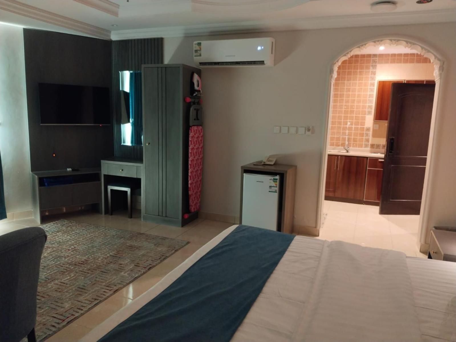 شقق اطلالة ابحر للشقق المخدومة Jeddah Exterior photo