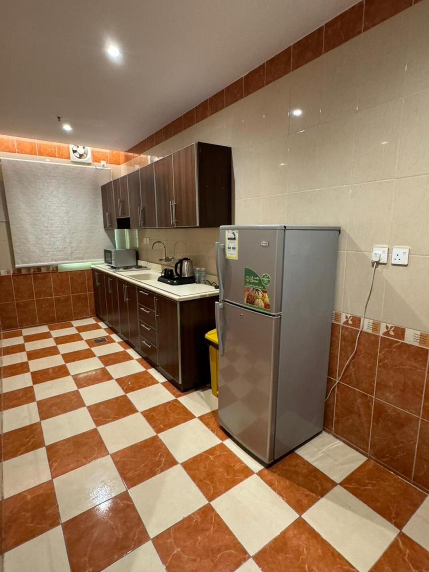 شقق اطلالة ابحر للشقق المخدومة Jeddah Exterior photo