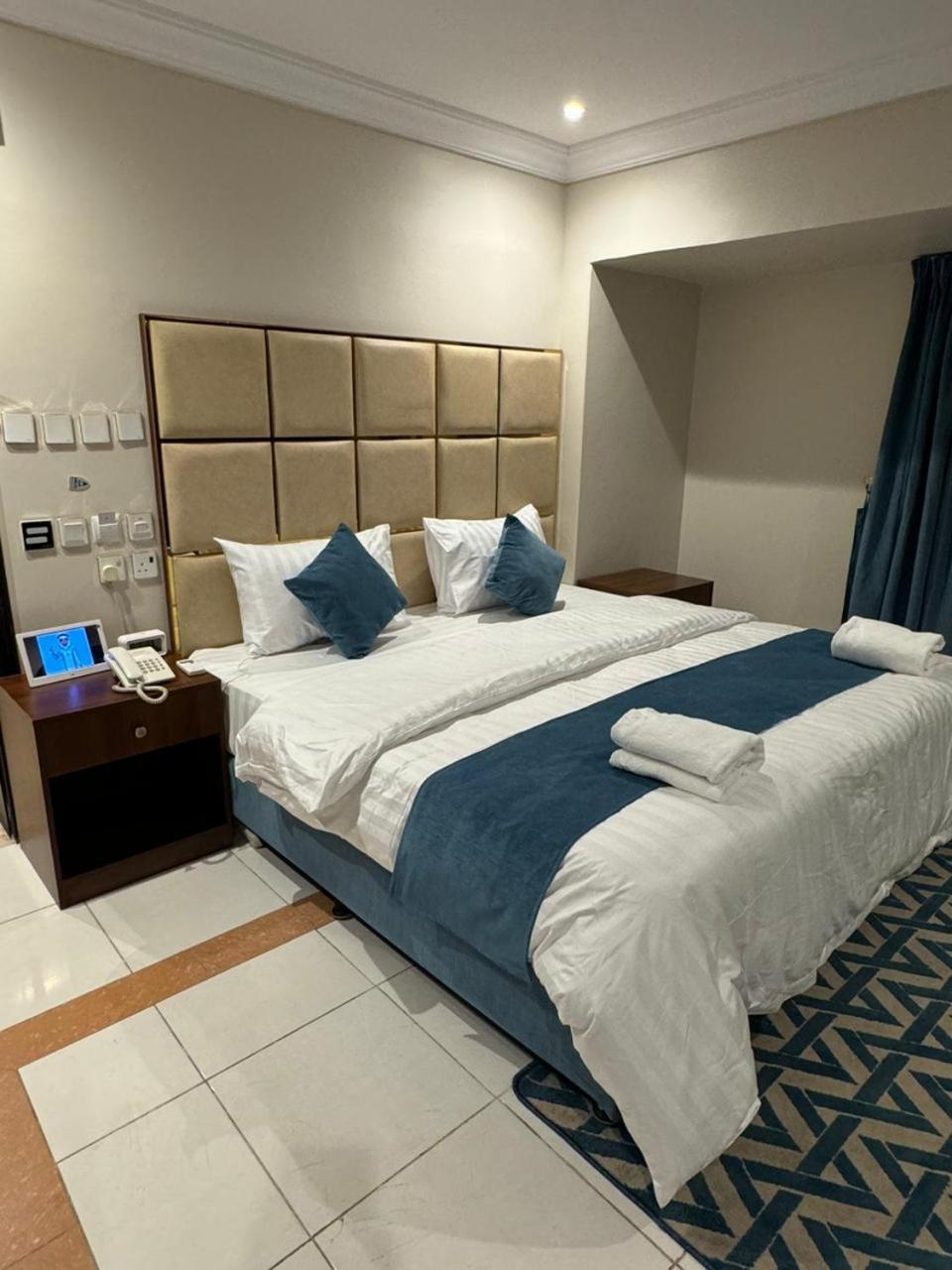 شقق اطلالة ابحر للشقق المخدومة Jeddah Exterior photo